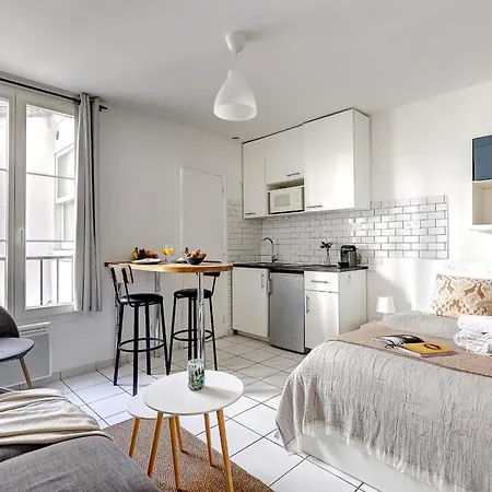 דירה Cozy Near Eiffel Tower & Invalides & Seine Flat *