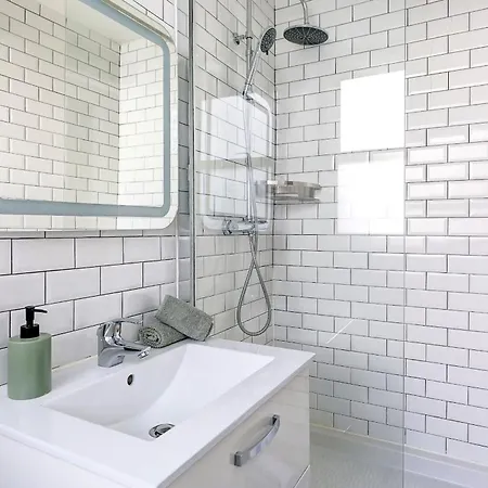 Cozy Near Eiffel Tower & Invalides & Seine Flat * Παρίσι